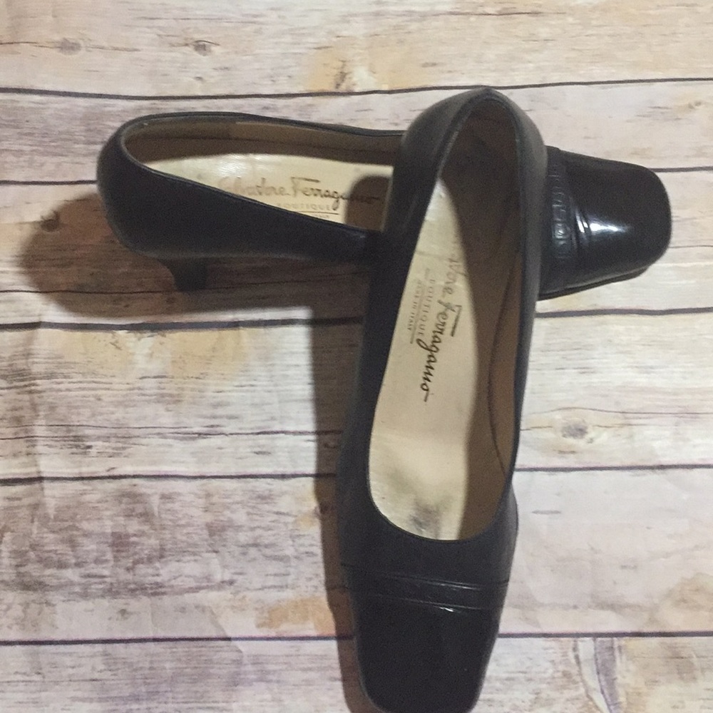 Salvatore Ferragamo Black Pumps